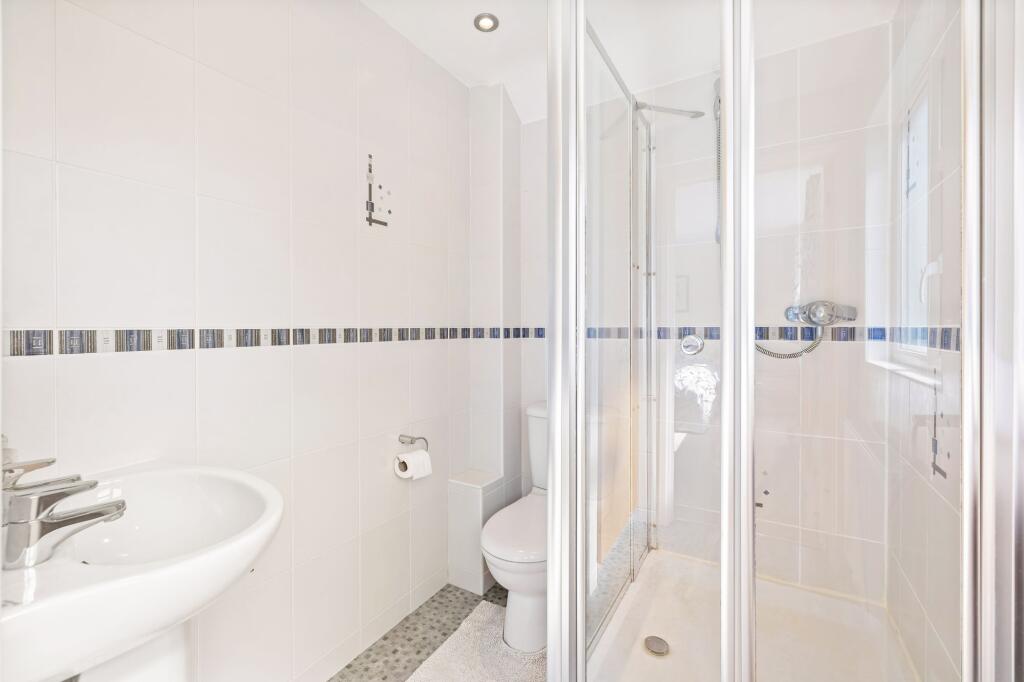 Master en-suite