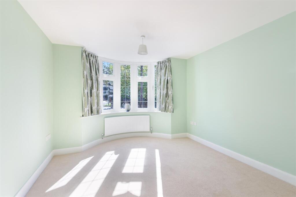 WARREN ROAD,154- (5).jpg