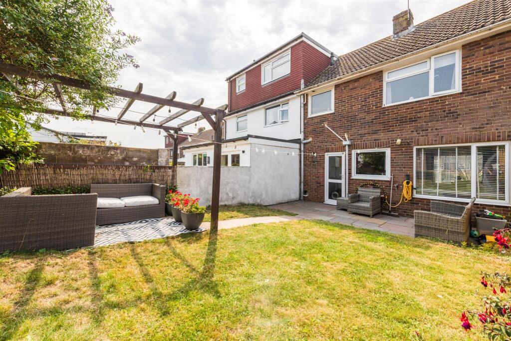 12 Oakapple Road-25.jpg