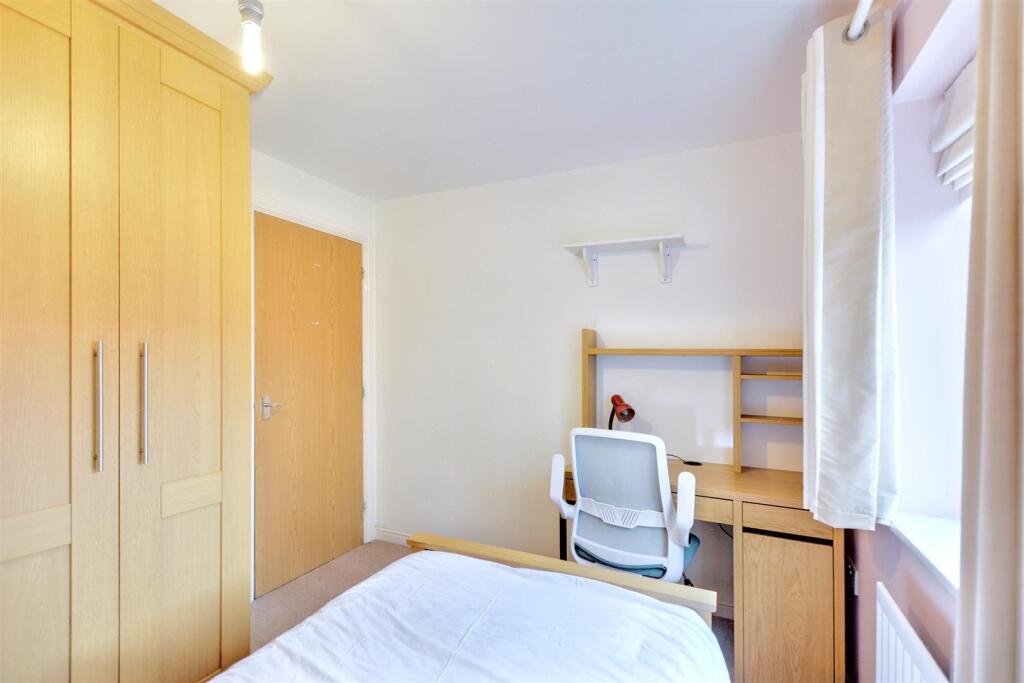 Bedroom 5_2.jpeg