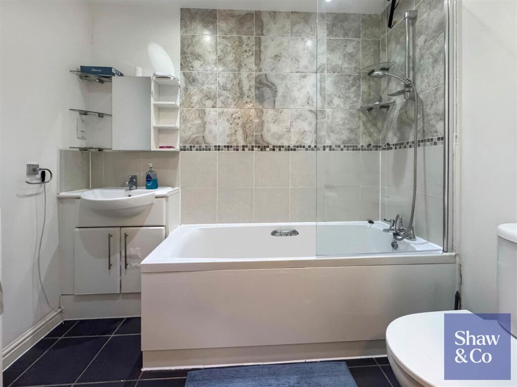 Bathroom.jpeg