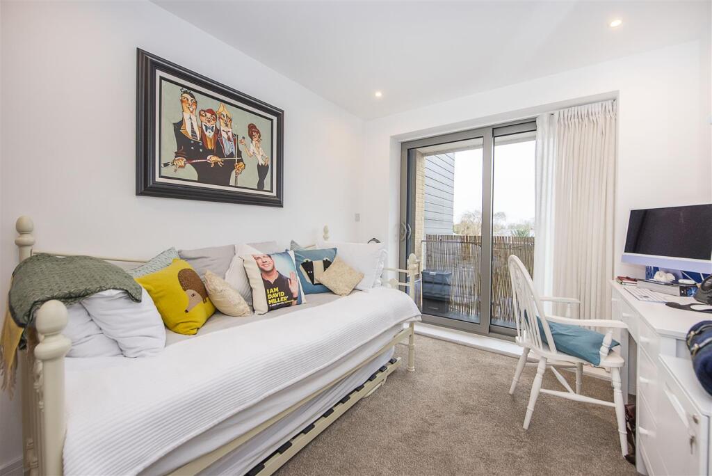 5-taggs-house-42-summer-road-0001 (9).jpg