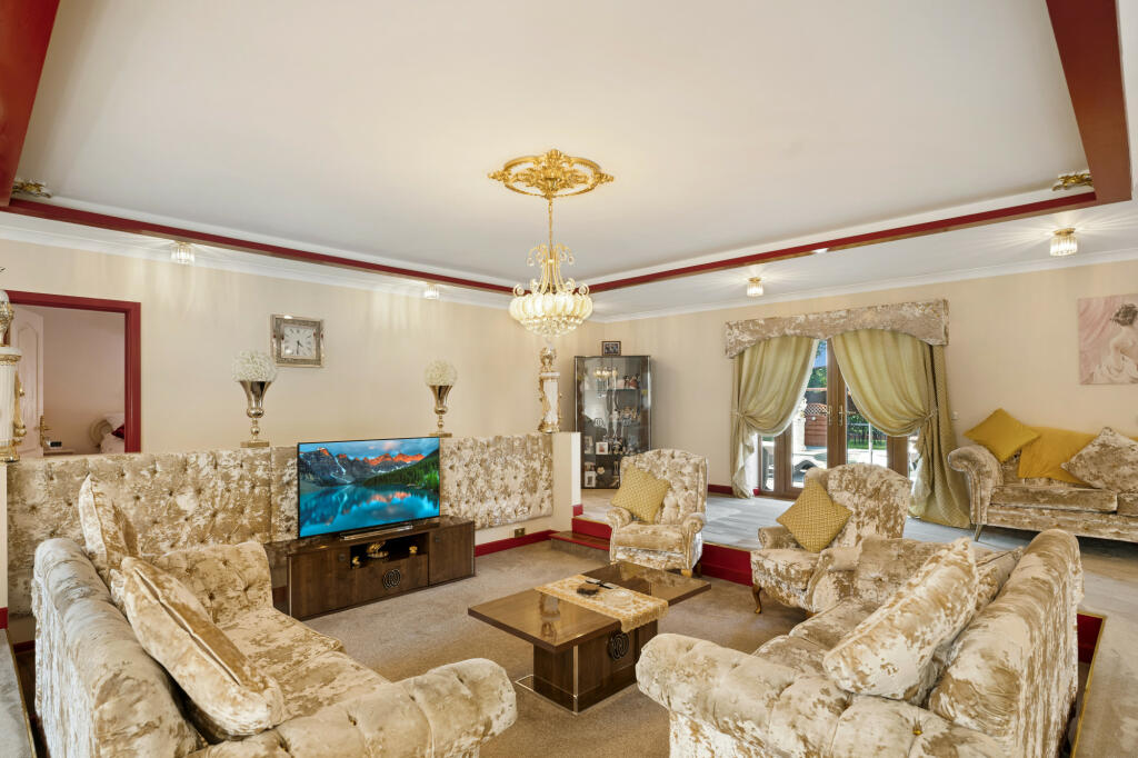 SITTING ROOM