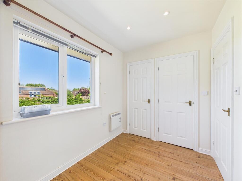 Bedroom 2 2.jpg