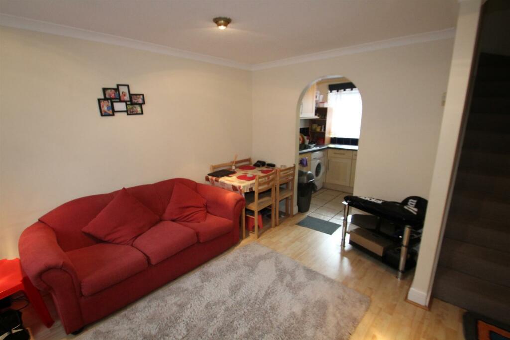 lounge.JPG