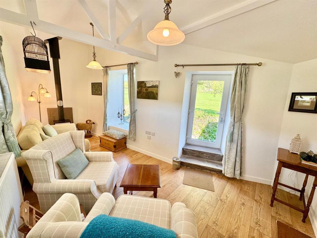 PHOTO-2025-05-07-11-55-17 (6).jpg