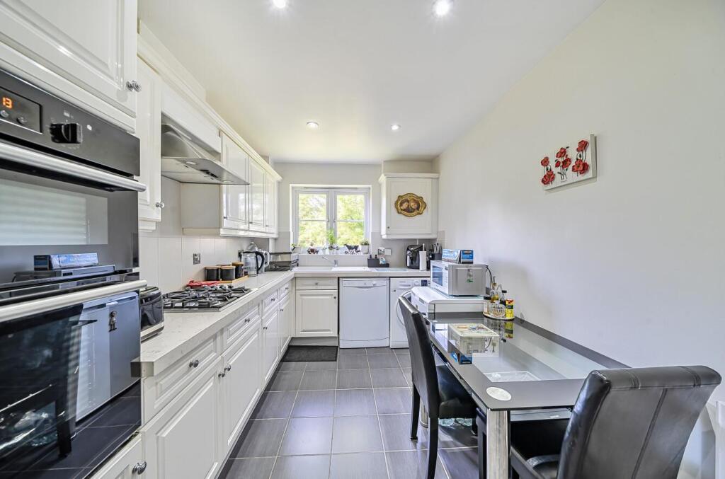 Davidson Frost-Wellings, DFW, Bartholomew Court,Ki