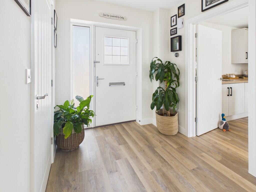 CAM05068G0-PR0038...