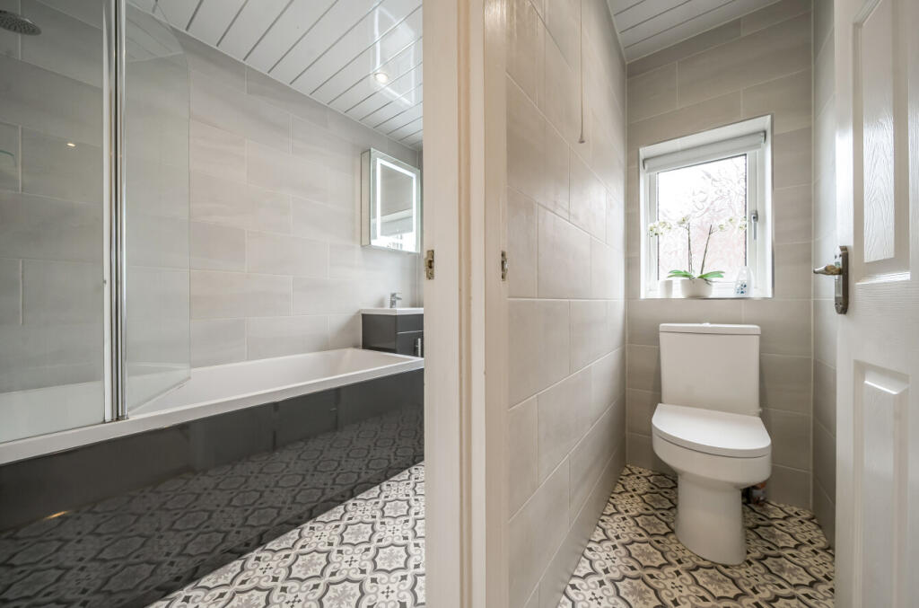 1345572-19-68b061...