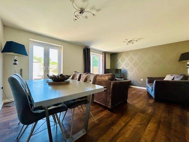 Lounge/Diner