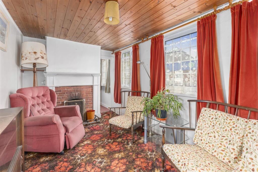 Jerash, Greatworth-8.jpg