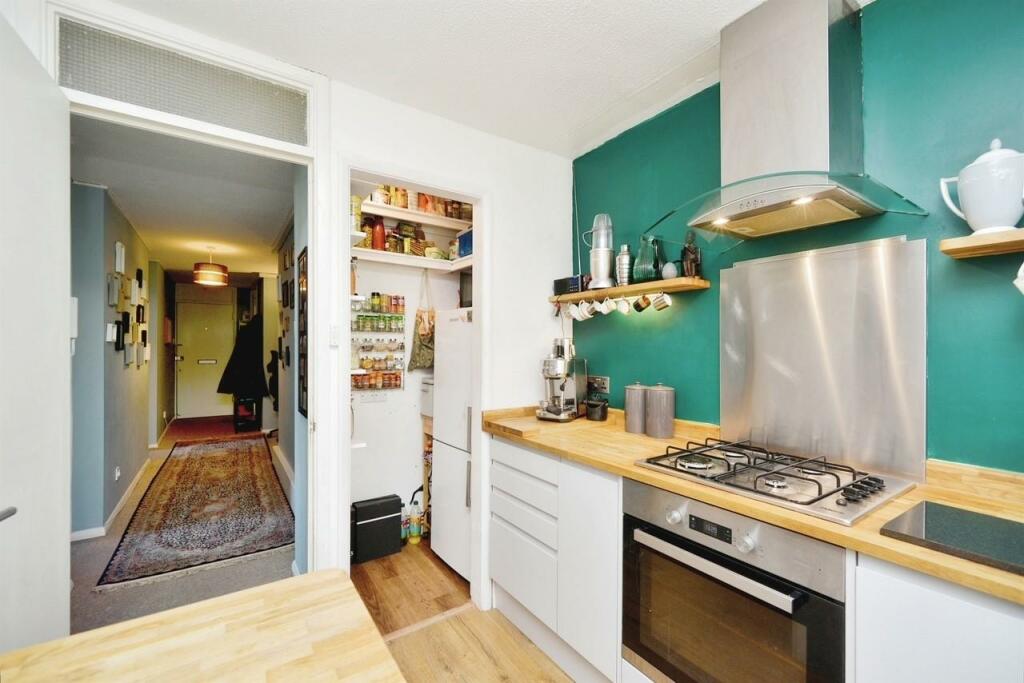 Kitchen.jpg