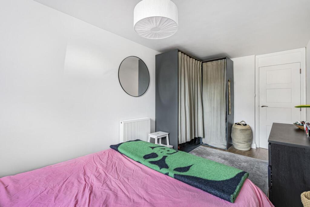 Bedroom ALT.jpg