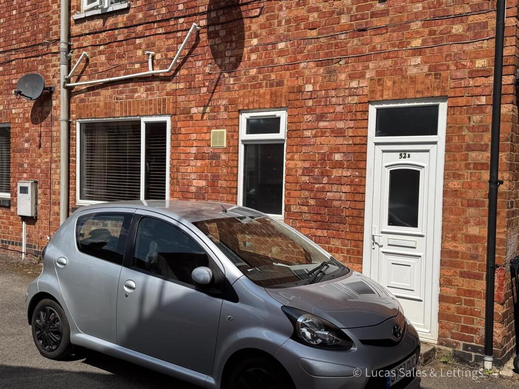 52b Tresham St Kettering-1.jpg