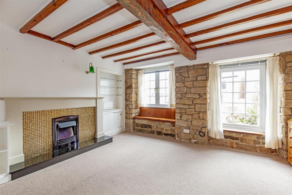 Reception Room-1.jpg