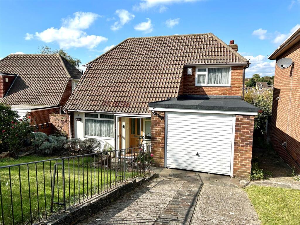 St Helens Crescent 12.jpg