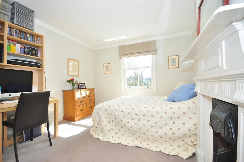 3.7m Bedroom (First Floor)