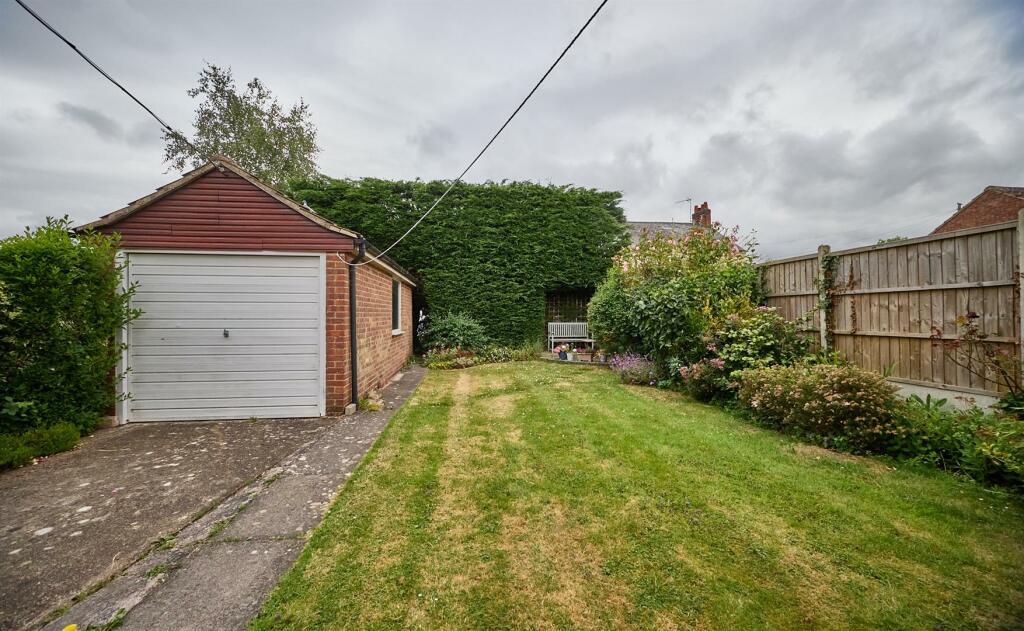 harecroft crescent sapcote  10.jpg