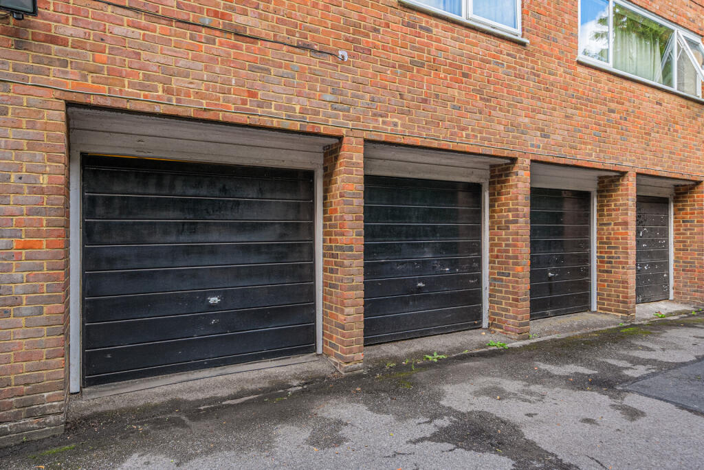 1354888-21-68c7eb...