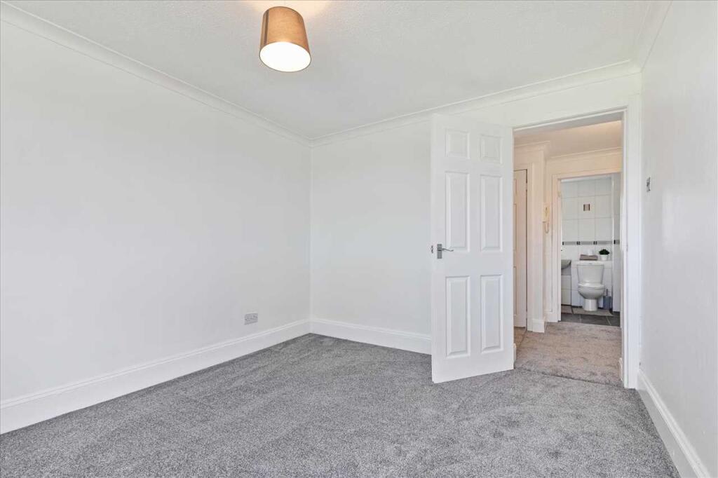 Bedroom Two (2)