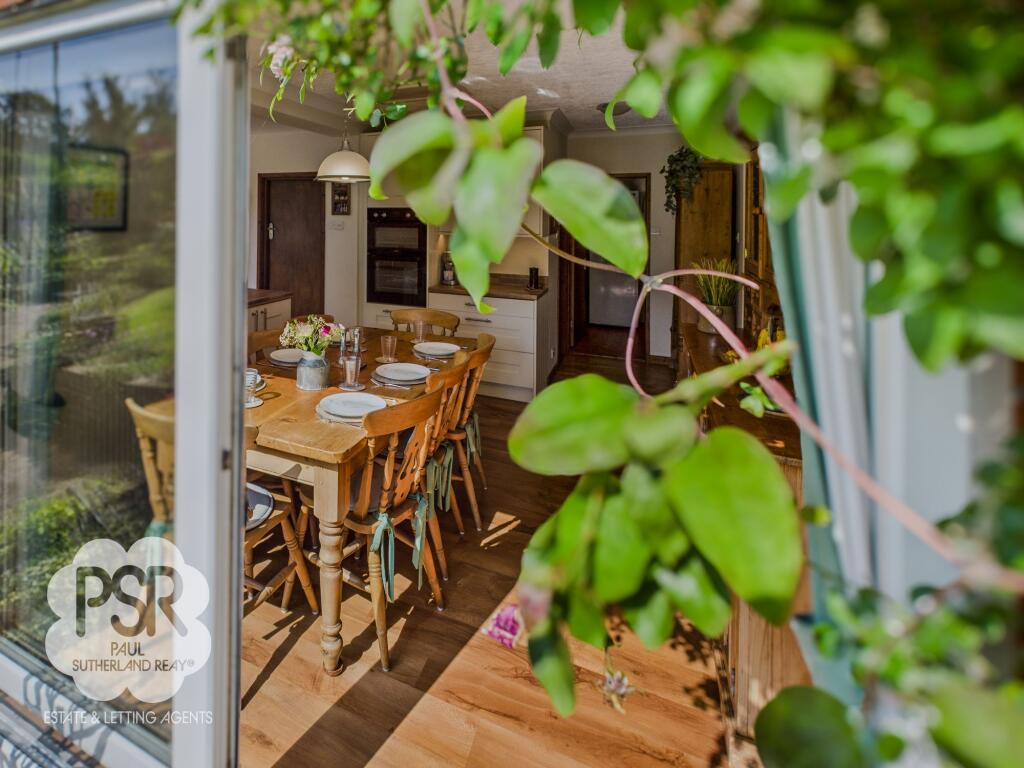 Kitchen Diner - Dining Area