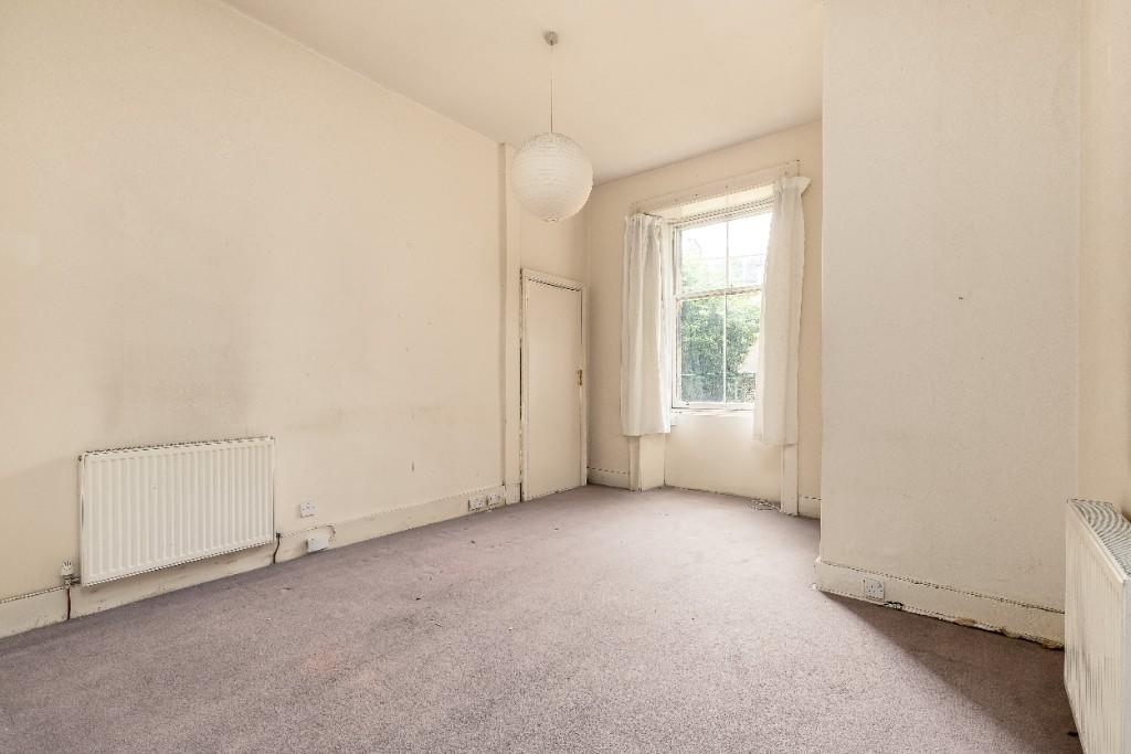 Sitting/Dining room