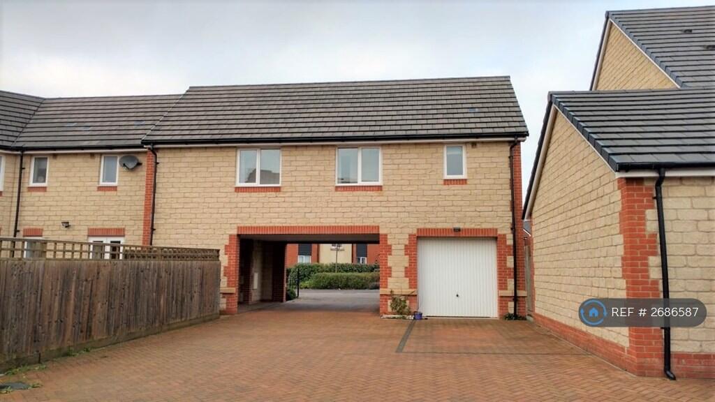 Back Of The House, Garage, Parking Space