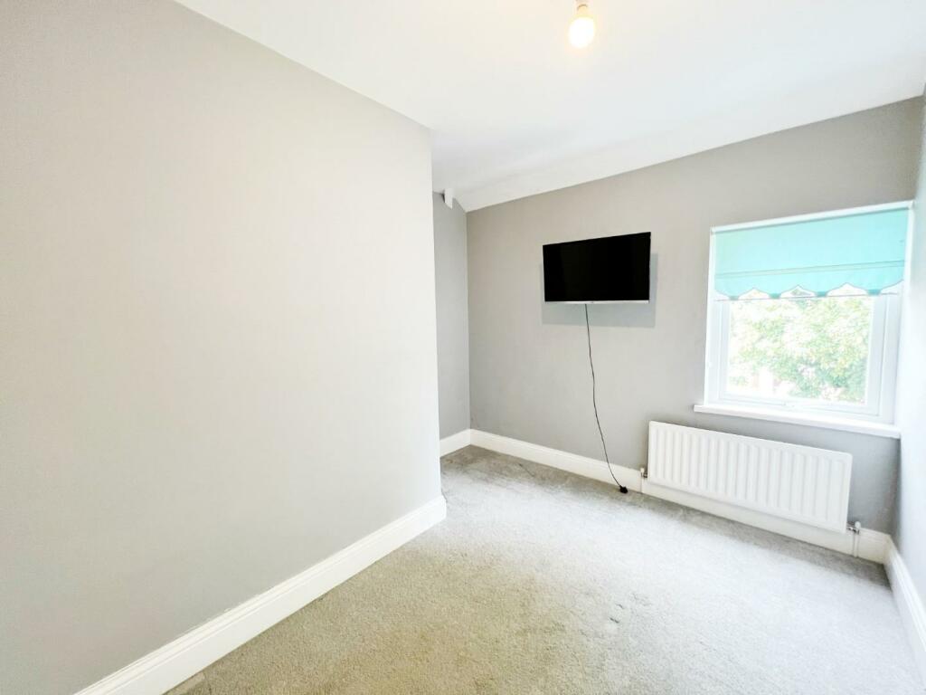 Bedroom 3.jpg