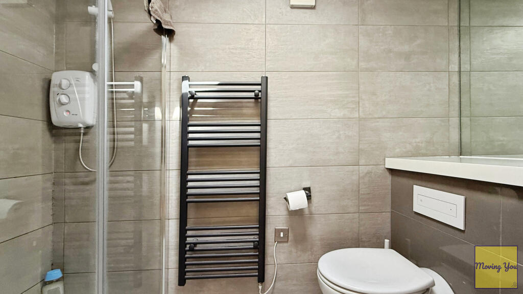 Shower in the garden room