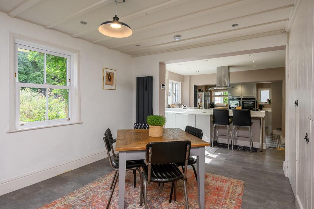 28 Whitewalls-28.jpg