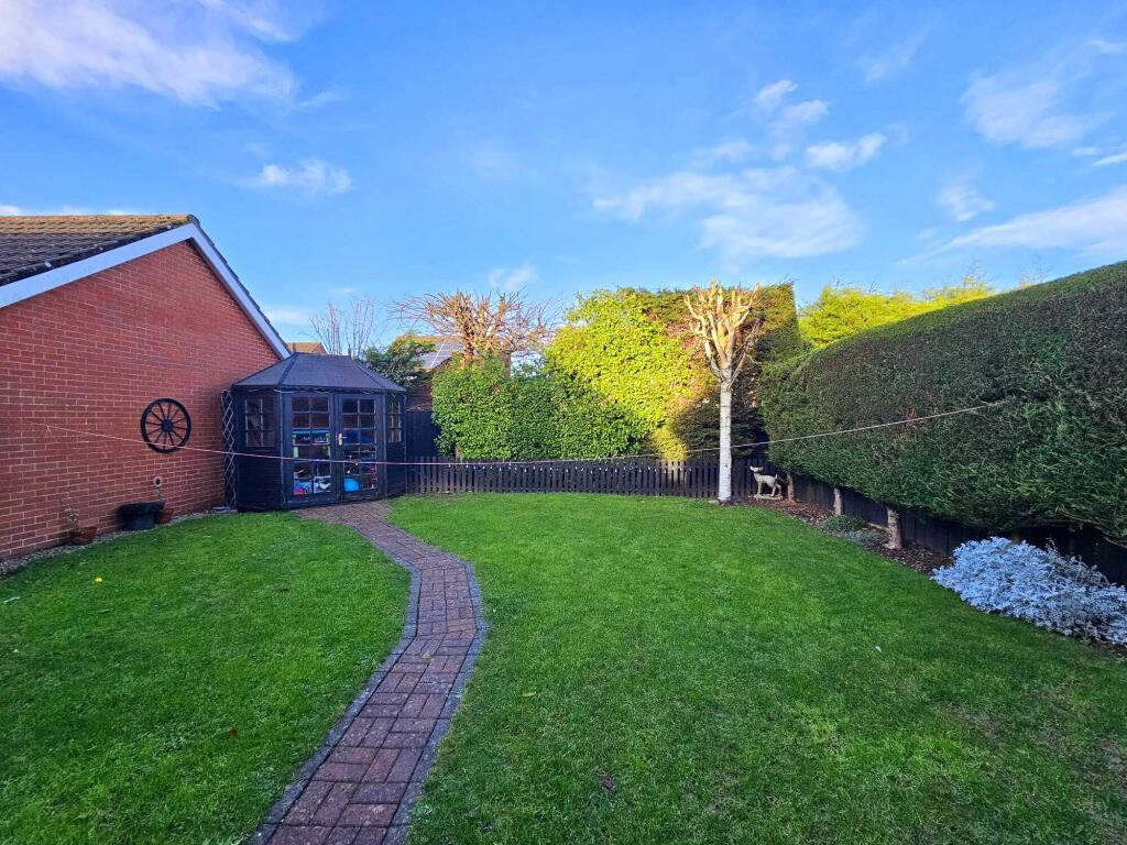 e594a604-3cf0-4117-9dee-76bbb8a6e95e