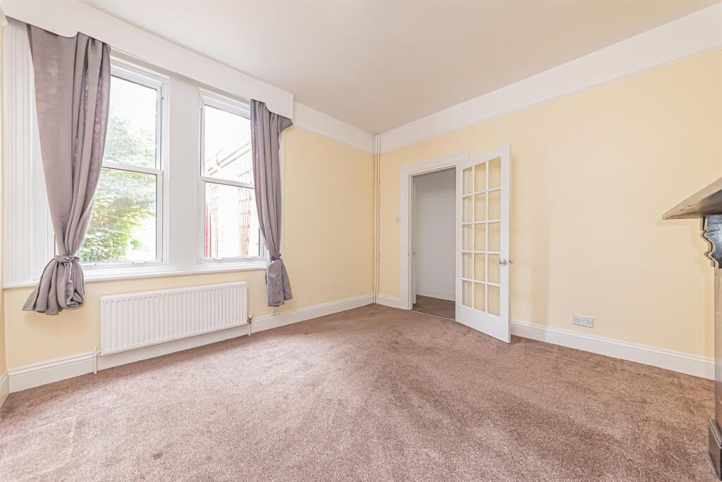 21 Sandhurst Road (11).jpg