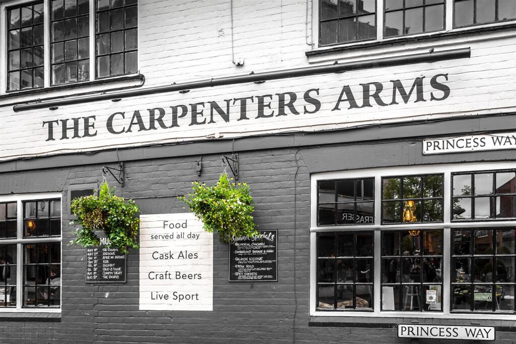 Carpenters Arms.jpg