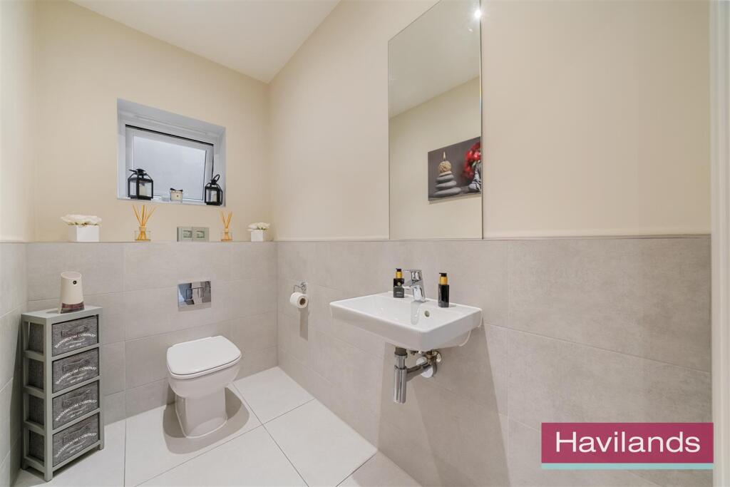 Wellston Crescent-8.jpg