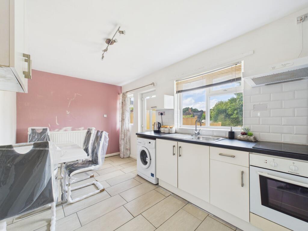 Dining/Kitchen