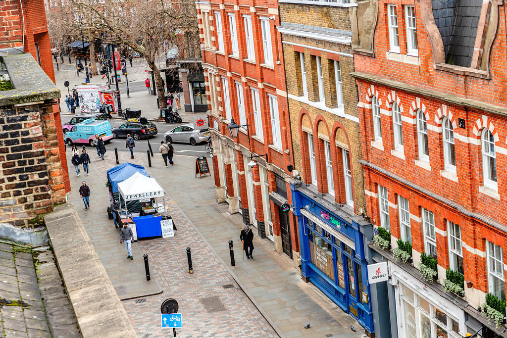 Earlham Street Se...