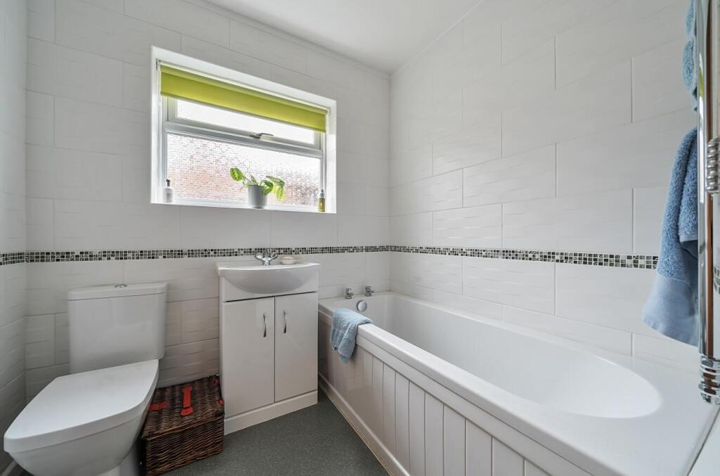 4 Barby Road, Kilsby (9).jpg