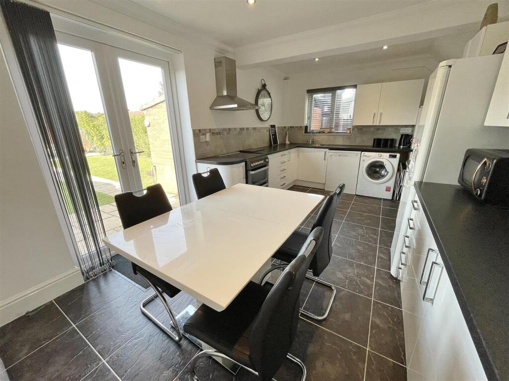 Kitchen Diner
