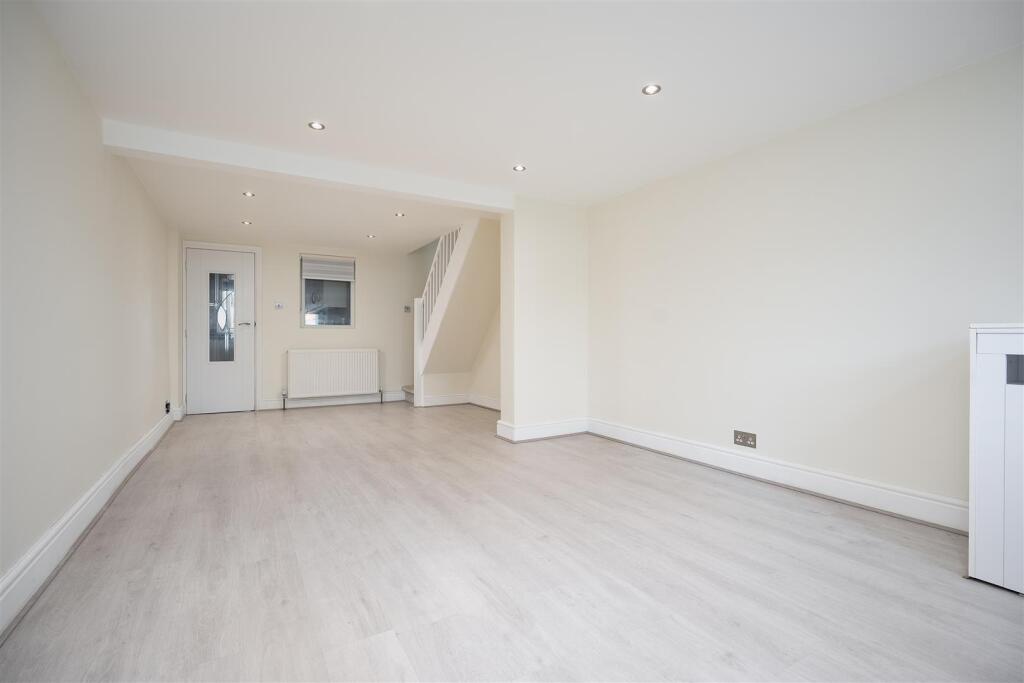 Living/Dining Room