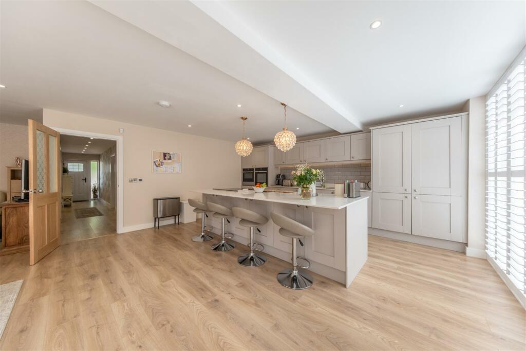 127a Crewe Road-005.jpg