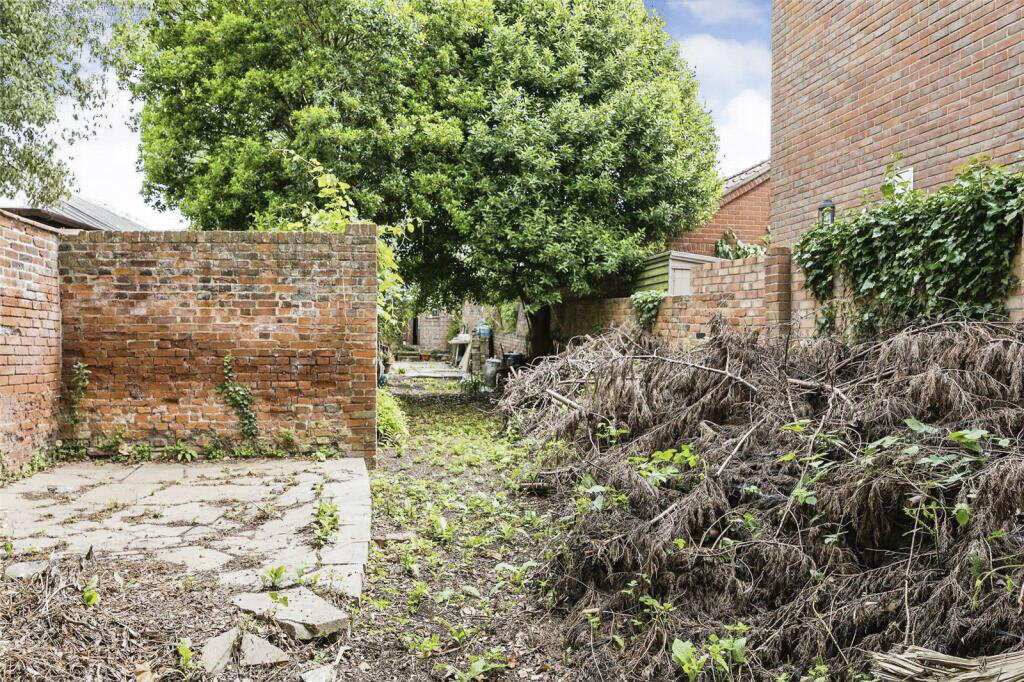 Tlc 49fdf474-42a4-4a21-a88c-f468b654fc81 B3235cb T202502281452.jpg