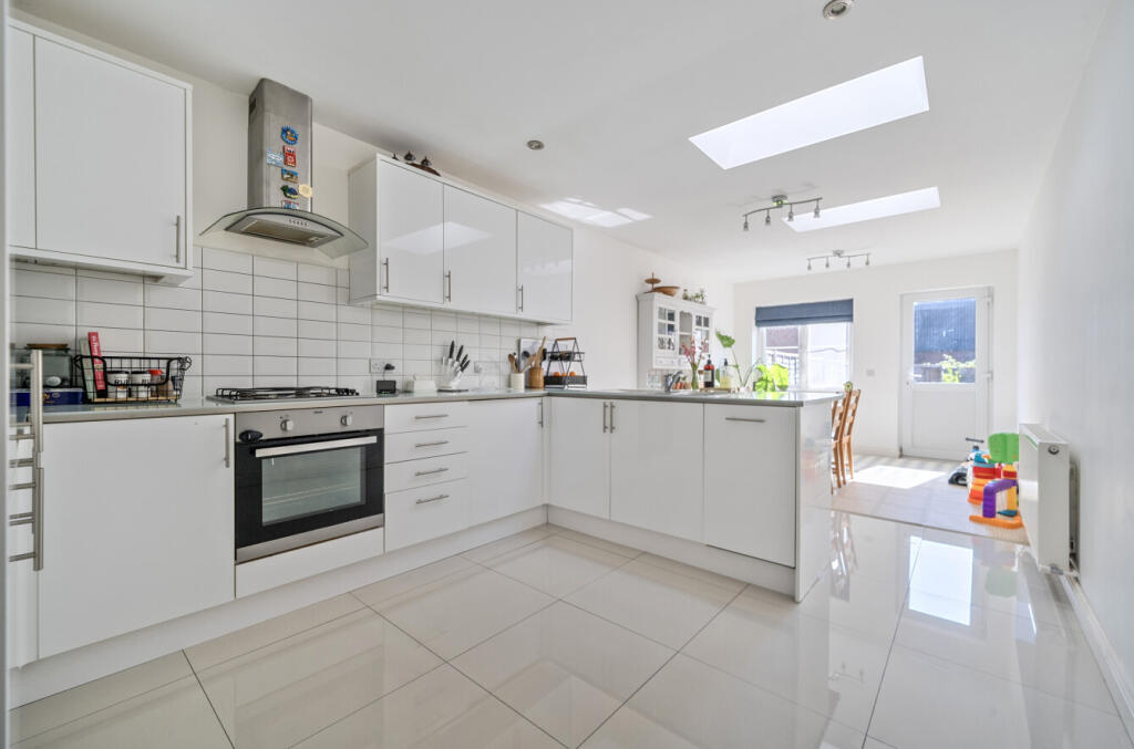 1323731-9-6877742...