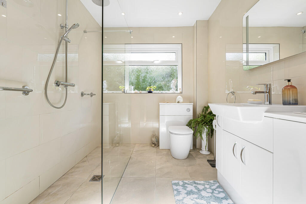 Family showerroom