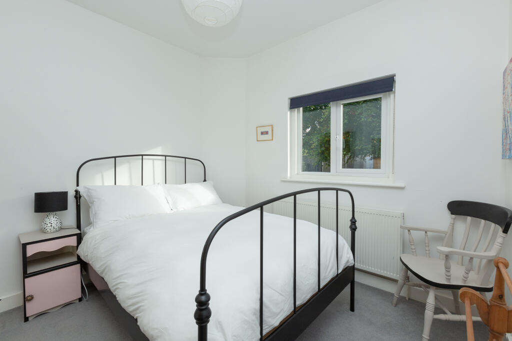 general 16 Convent R