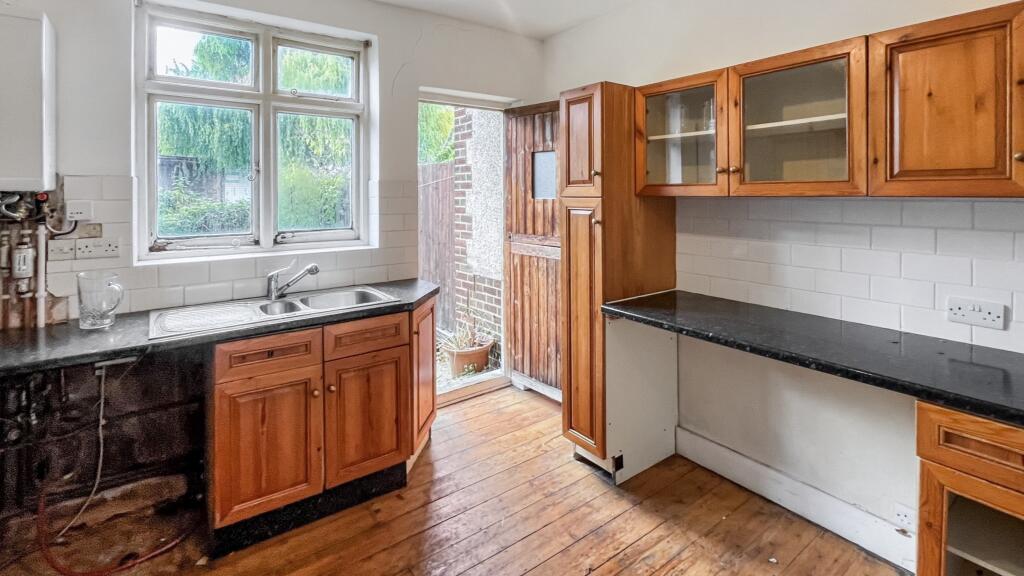 77 Grangehill Road, Eltham, London, SE9 1SF