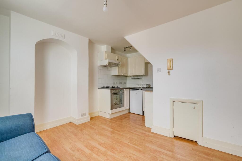 Southampton Way 45, Flat 2-5.jpg