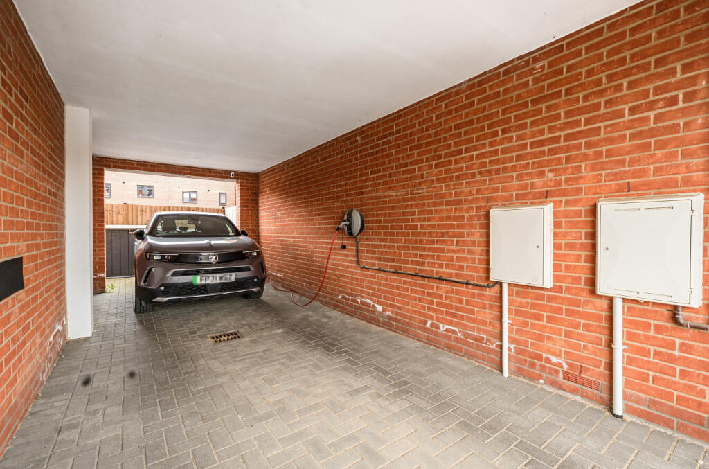 4-681a279a23126-1...