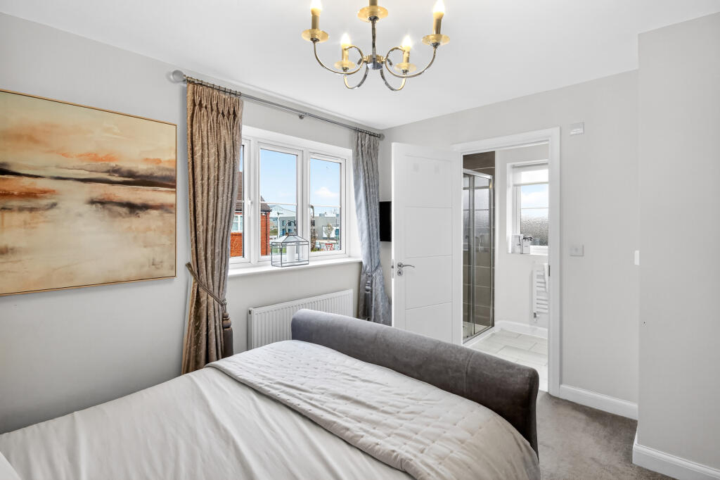 1equestraincourtlarge22