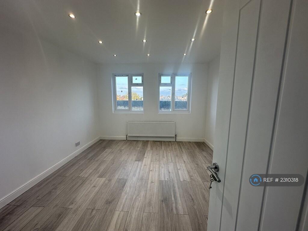 Master Bedroom Angle 2