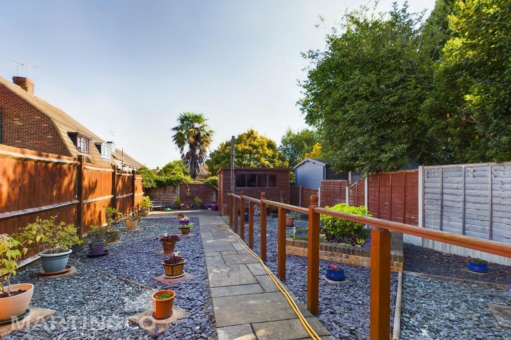 CAM01953G0-PR0065...